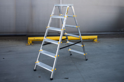 Hliníkové štafle oboustranné, 2x6 stupňů, 2,83 m, max. zátěž 150 kg
