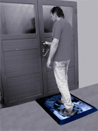 Gumová dezinfekční rohož (vana) na boty, obuv, podrážky FLOMA SD30 - 98 x 81 x 4,7 cm