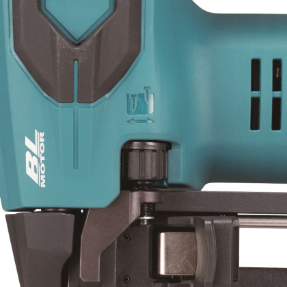 Aku hřebíkovačka Li-ion LXT 18V, bez aku   Z