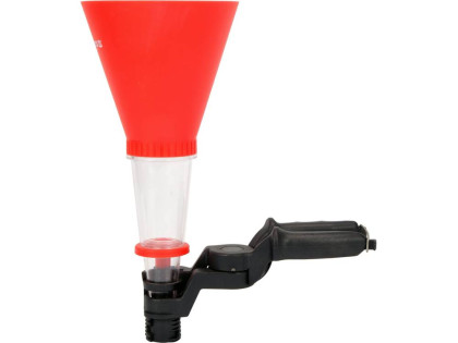 Nálevka na motorový olej s držadlem