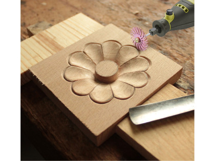 Bruska přímá s ohebným nástavcem, 210ks, 135W