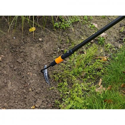 Motyčka na plevel Fiskars QuikFit, 19cm /1000677/