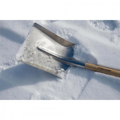Lopata na sníh a obilí tvrzená Fiskars /1001638/