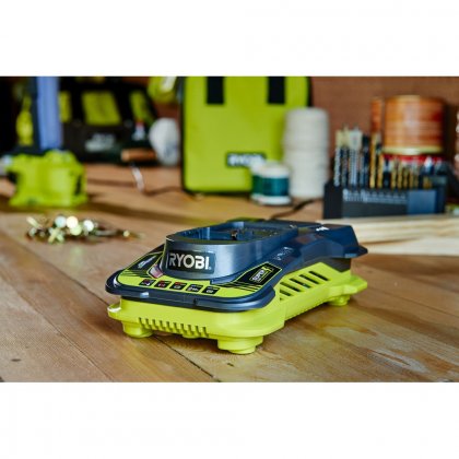 Rychlonabíječka Ryobi RC18-150 One+, 18V