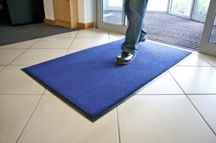 Modrá textilní čistící vnitřní vstupní rohož - 150 x 90 x 0,7 cm