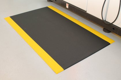 Černo-žlutá gumová protiskluzová protiúnavová průmyslová rohož - 90 x 60 x 0,9 cm