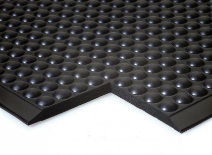 Černá gumová protiúnavová průmyslová rohož - 90 x 60 x 1,5 cm