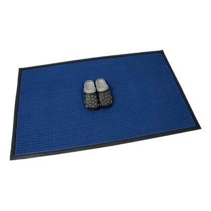 Modrá textilní gumová čistící vstupní rohož Little Squares, FLOMA - délka 90 cm, šířka 150 cm a výška 0,8 cm