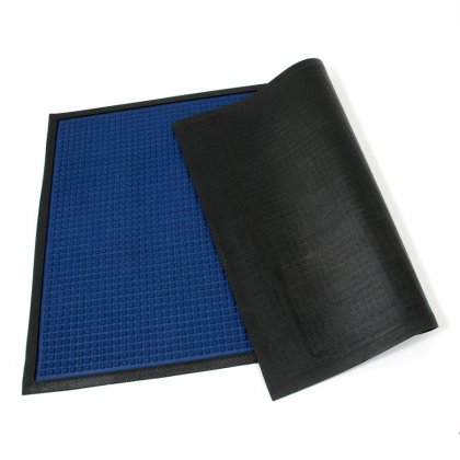 Modrá textilní gumová čistící vstupní rohož Little Squares, FLOMA - délka 90 cm, šířka 150 cm a výška 0,8 cm