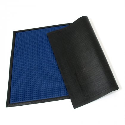 Modrá textilní gumová čistící vstupní rohož Little Squares, FLOMA - délka 90 cm, šířka 150 cm a výška 0,8 cm