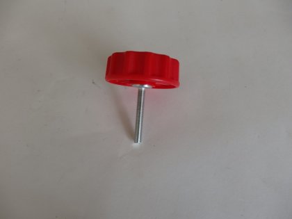 Šroub multi
