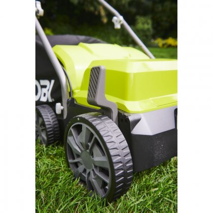 Elektrický vertikutátor RY1400SF35A Ryobi, 1400W, 35cm