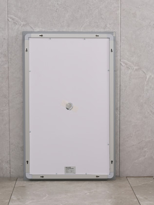 Koupelnové zrcadlo s LED osvětlením, protizamlžovací funkcí, regulací jasu a hodinkami, MR06-60×80 H | MR06-60×80 HARD