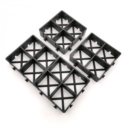 Černá plastová zátěžová zatravňovací dlažba ProGrass MAX, FLOMA - 22,5 x 22,5 x 6 cm