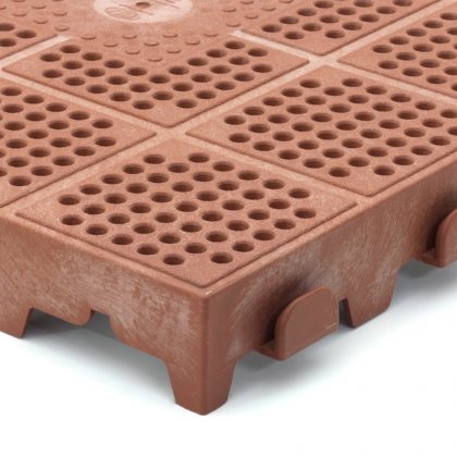 Hnědá plastová děrovaná terasová dlaždice Linea Combi - 40 x 40 x 4,8 cm