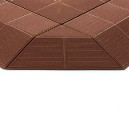 Hnědý plastový rohový nájezd pro terasové dlaždice Linea Combi - 4,8 cm - 4 ks