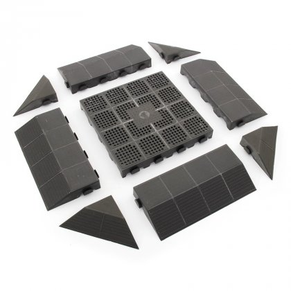 Tmavě hnědý plastový rohový nájezd pro terasové dlaždice Linea Combi - 4,8 cm - 4 ks