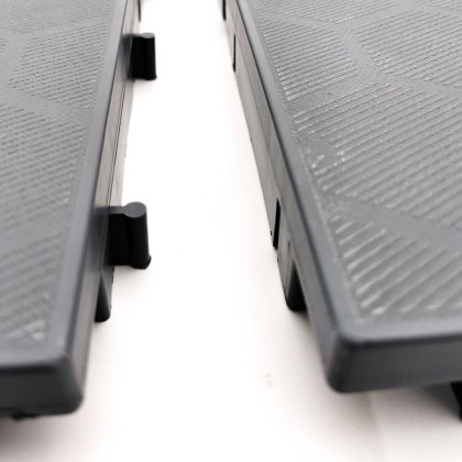 Šedá plastová terasová dlaždice Mega Tile - 116 x 76 x 3,5 cm