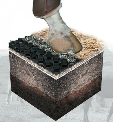 Černá plastová zatravňovací dlažba STELLA PADD - délka 57 cm, šířka 38 cm a výška 4 cm