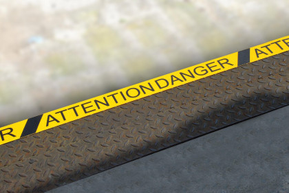 Korundová podlahová páska s potiskem - 18,3 m x 7,5 cm