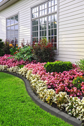 Šedý gumový zahradní obrubník FLOMA Stone - 120 x 7 x 8 cm