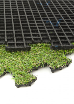 Zelená gumová puzzle terasová dlažba s umělou trávou FLOMA Comfort Tile - 40 x 40 x 2,5 cm