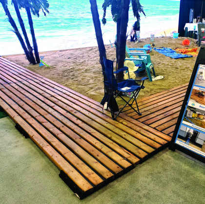 Gumová podložka pod terasové prkno Multydeck - 52 x 39 x 4 cm