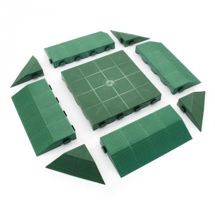 Zelený plastový nájezd "samec" pro terasovou dlažbu Linea Combi - 40 x 20,5 x 4,8 cm