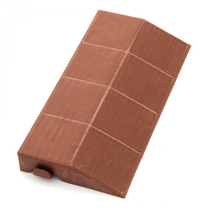Hnědý plastový nájezd "samice" pro terasovou dlažbu Linea Combi - 40 x 19,5 x 4,8 cm