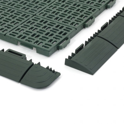 Zelený plastový nájezd "samec" pro terasovou dlažbu Linea Marte - 60 x 5,2 x 1,3 cm