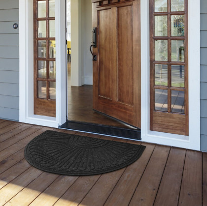 Černá textilní gumová čistící půlkruhová vstupní rohož FLOMA Contours - 60 x 90 cm