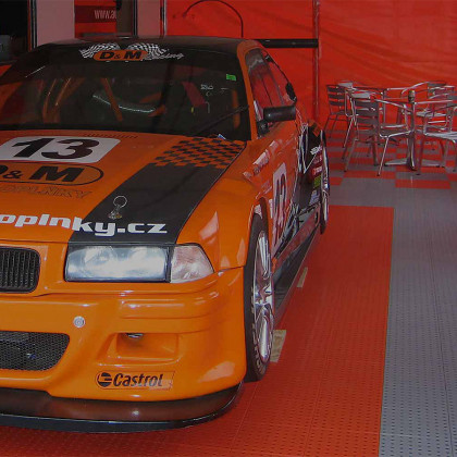 Černá polypropylenová dlažba AvaTile AT-HRD Recy - 25 x 25 x 1,6 cm