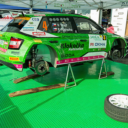 Černá polypropylenová dlažba AvaTile AT-HRD Recy - 25 x 25 x 1,6 cm