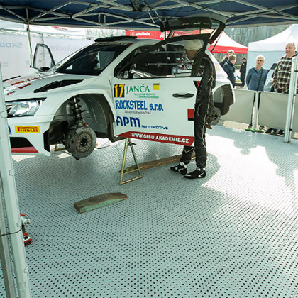 Černá polypropylenová dlažba AvaTile AT-HRD Recy - 25 x 25 x 1,6 cm