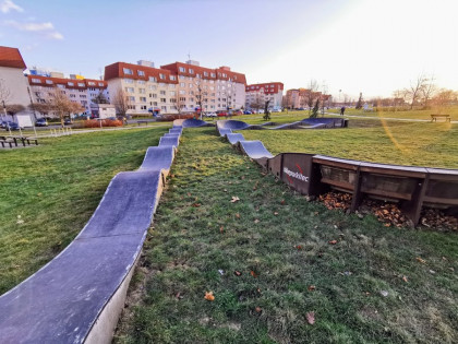 Gumová čistící venkovní vstupní rohož na hrubé nečistoty FLOMA Octomat - 40 x 60 x 2,2 cm