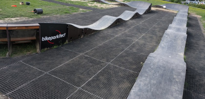 Gumová zatravňovací rohož FLOMA OctoGrass - 100 x 150 x 2,3 cm