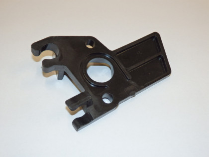 Plate carburetor insulator