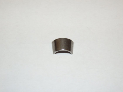 Locker valve