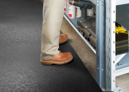 Gumová univerzální podložka FLOMA - 140 x 60 x 0,2 cm