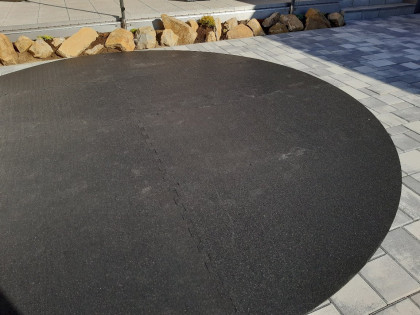 Gumová ochranná tlumící kruhová podložka pod bazén, vířivku FLOMA PoolPad - průměr 403 cm x 0,8 cm