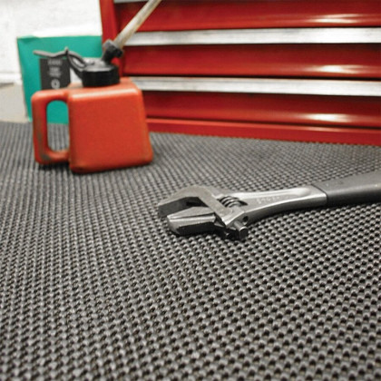 Protiskluzová průmyslová podložka GRIPSAFE - 120 x 60 x 0,4 cm