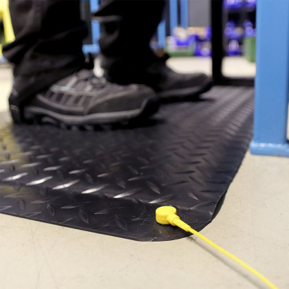 Černá gumová protiúnavová protiskluzová antistatická dvouvrstvá rohož - 150 x 90 x 1,4 cm