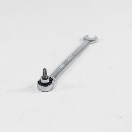 Adaptér na bity 1/4” pro ráčnový klíč 10 mm