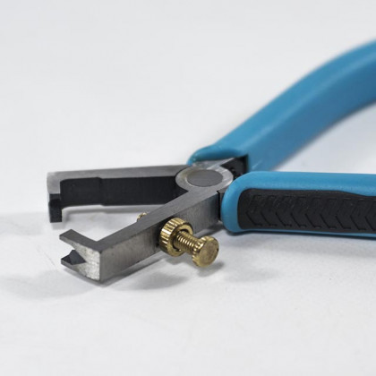 Kleště odizolovací softgrip | 160 mm