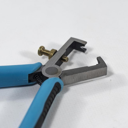 Kleště odizolovací softgrip | 160 mm