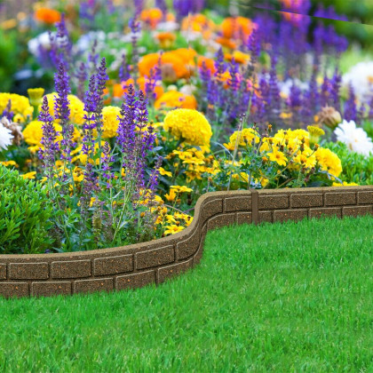Šedý gumový zahradní obrubník FLOMA Bricks - 120 x 2 x 9 cm