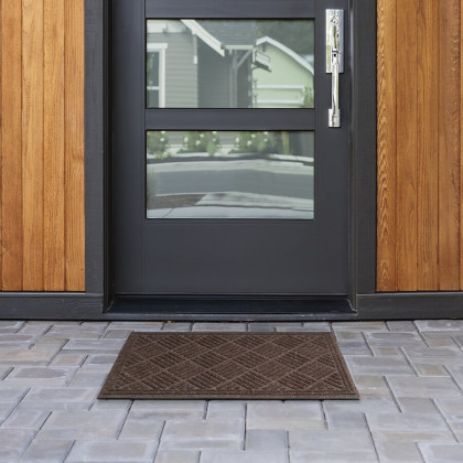 Hnědá textilní gumová čistící vstupní rohož FLOMA Parquet - 60 x 90 x 1,1 cm