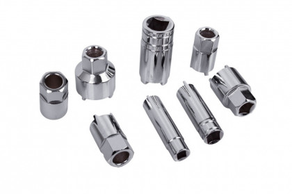 Sada nástrčných klíčů na antény automobilů - C046012