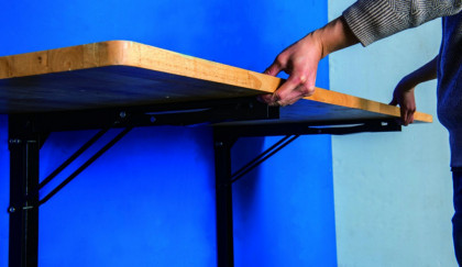 Sklopný pracovní stůl na zeď 1200 x 580 mm - ZS28550