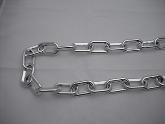 Pokovený plastový řetěz - 8 mm, rozměry oka: 46 x 28 mm - PESC08